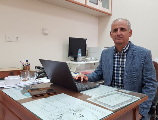 رئیس دانشکده ریاضی و علوم کامپیوتر: دکتر سجاد رحمانی